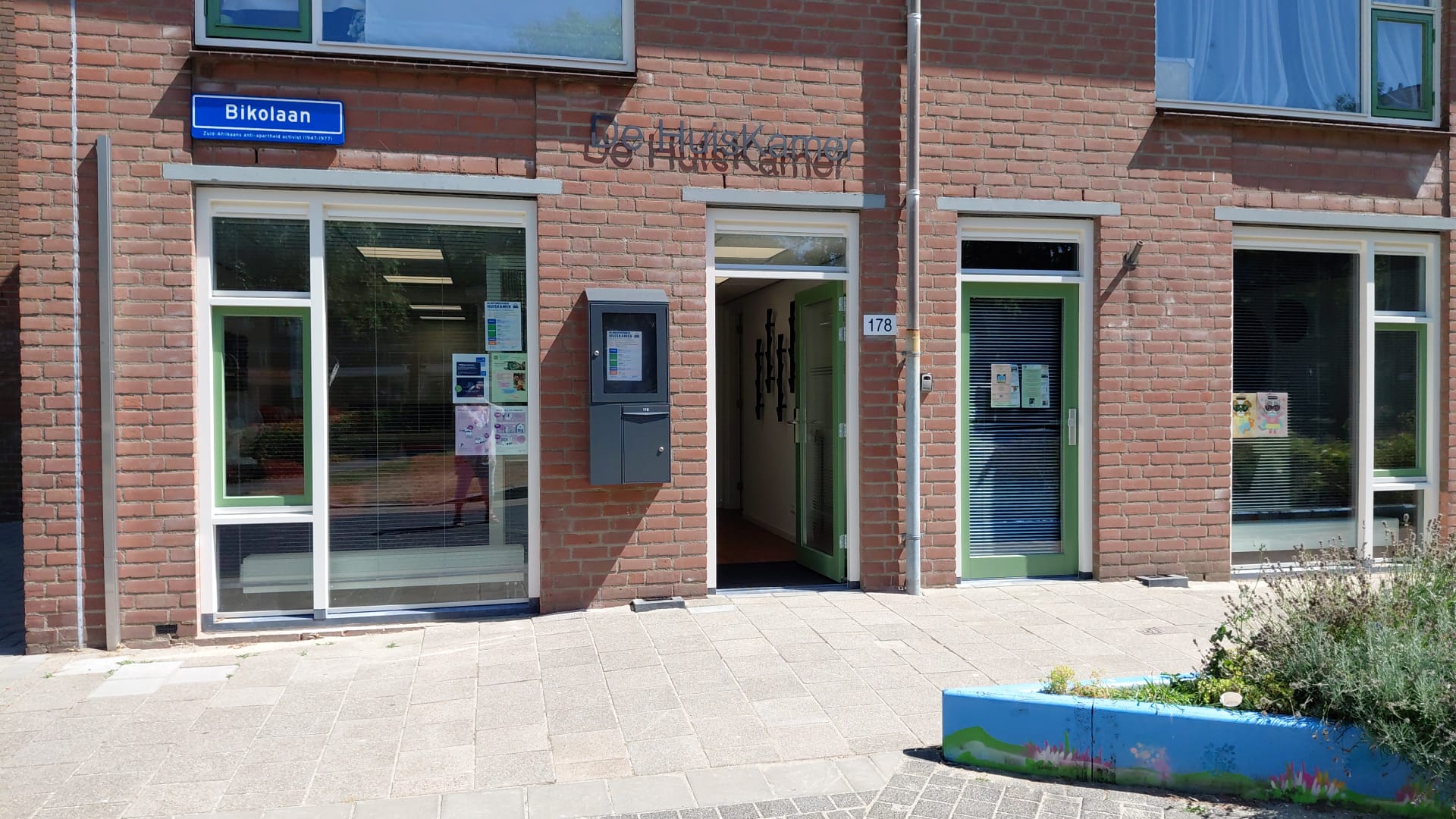 Vangnet in de buurt Bikolaan
